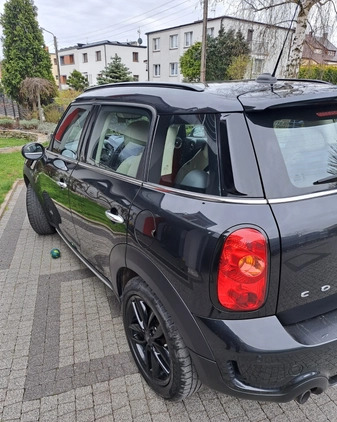 MINI Countryman cena 79500 przebieg: 49000, rok produkcji 2016 z Trzebnica małe 92